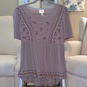 Knox Rose Lavender Embroidered Babydoll Top/Size S